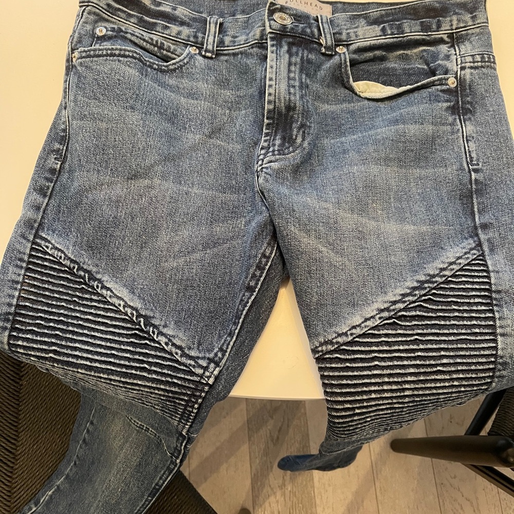 Bullhead stacked skinny fit jeans